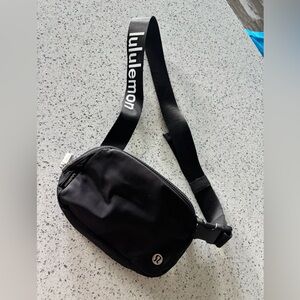 lululemon athletica Black Belt Bag